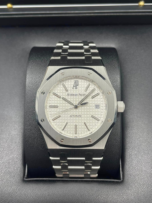 オーデマピゲ Audemars Piguet ロイヤルオーク Royal Oak 15300ST.OO.1220ST.01 中古美品 メンズRef. No15300ST.OO.1220ST.01